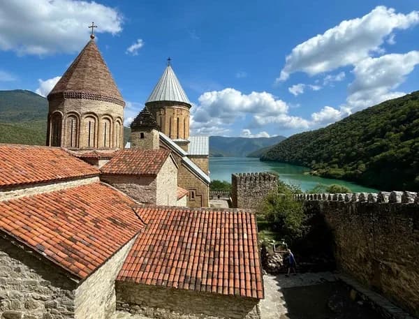 Тур в Грузию: Тбилиси, Батуми + Кахетия  7 дней - фото 1