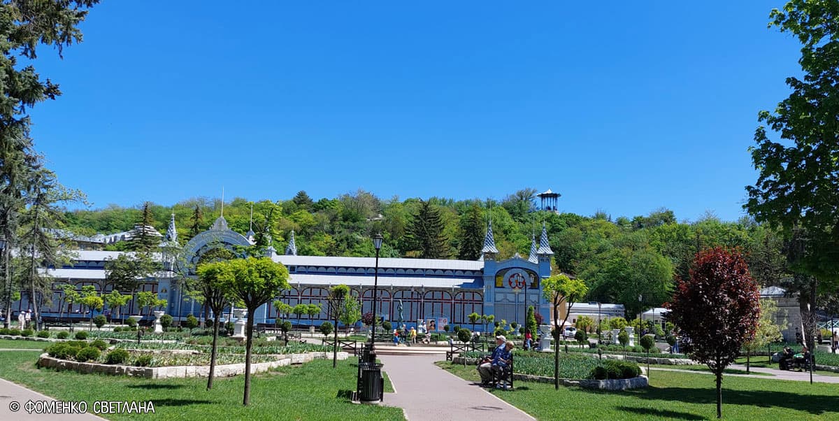 Город Пятигорск: место дуэли Лермонтова, озеро Провал, беседка Эолова Арфа, грот Лермонтова, Китайск