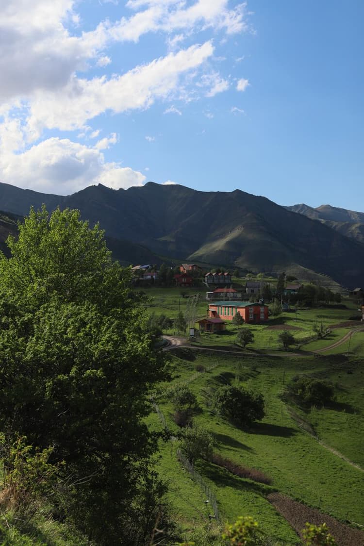 Комфортные 1-и 2-местные номера с удобствами