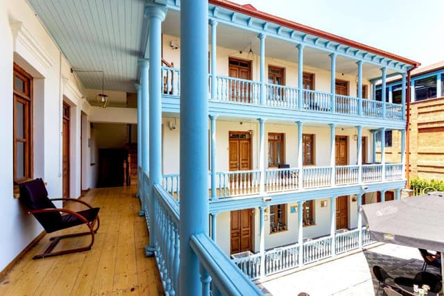 4* отели в центре Тбилиси и Батуми