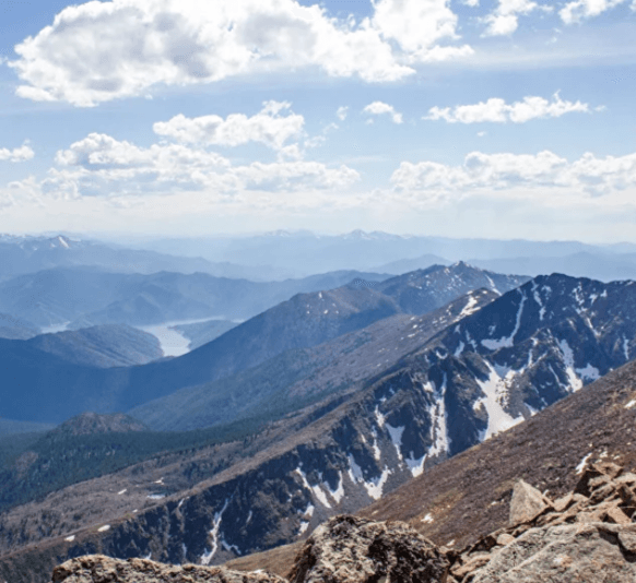 1 день: Приезд в национальный парк "Шушенский бор" и восхождение до базового лагеря