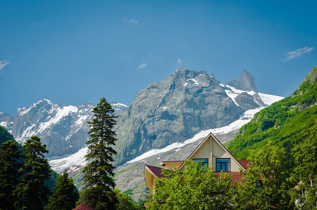 Шоанинский храм, озеро Кара-Кель
