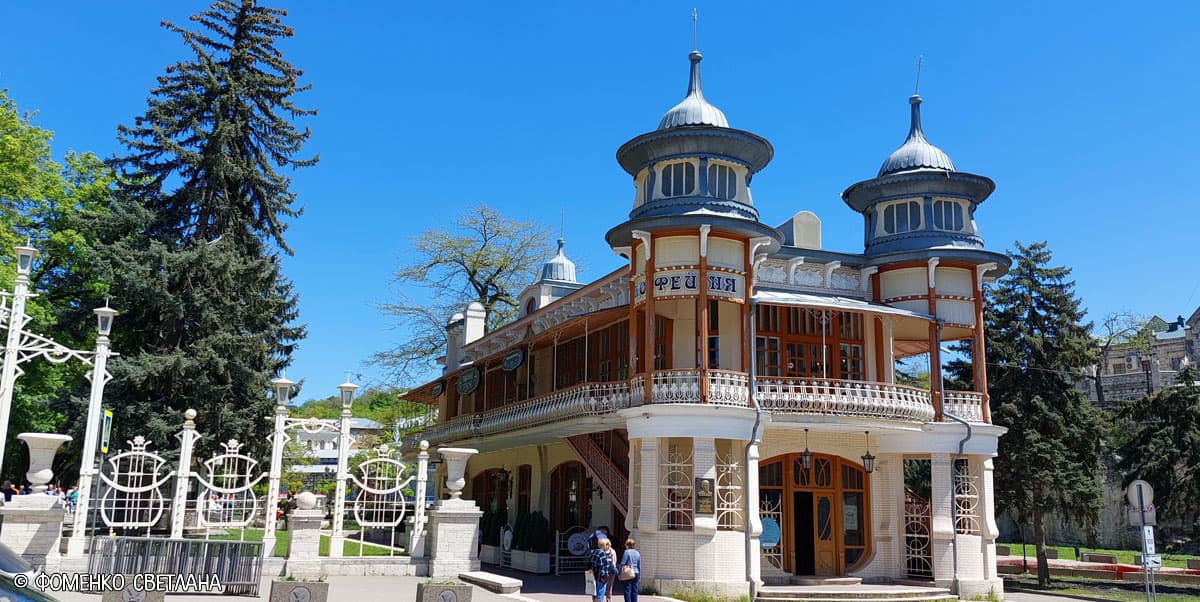 Город Пятигорск: место дуэли Лермонтова, озеро Провал, беседка Эолова Арфа, грот Лермонтова, Китайск