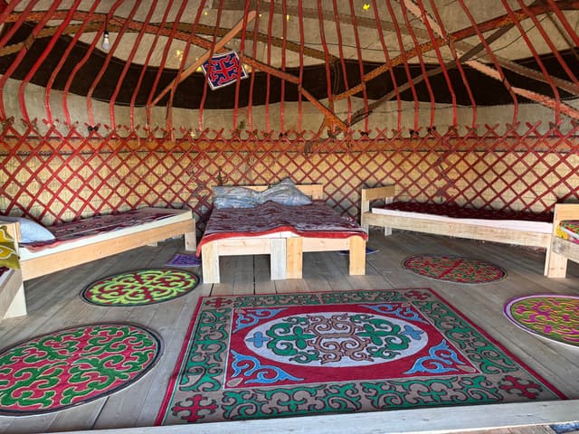 Юрточный кемпинг