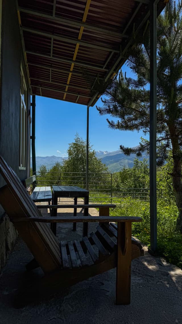 Комфортные 1-и 2-местные номера с удобствами