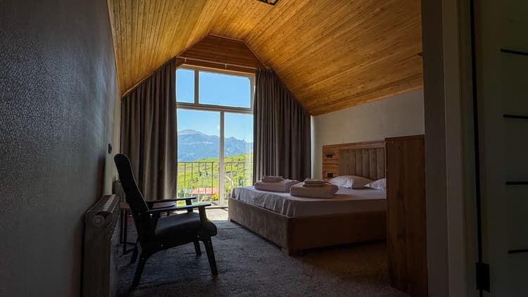 Комфортные 1-и 2-местные номера с удобствами