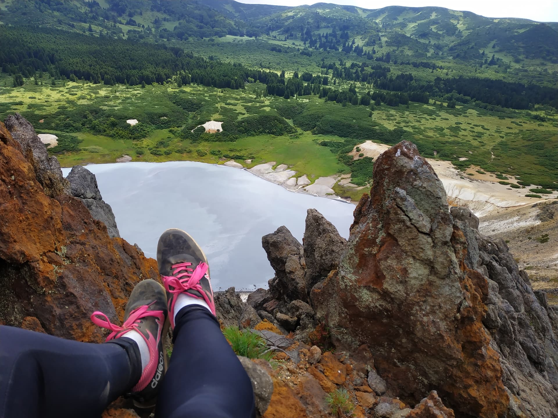 Кальдера вулкана Головнина, озера Кипящее и Горячее - фото 2