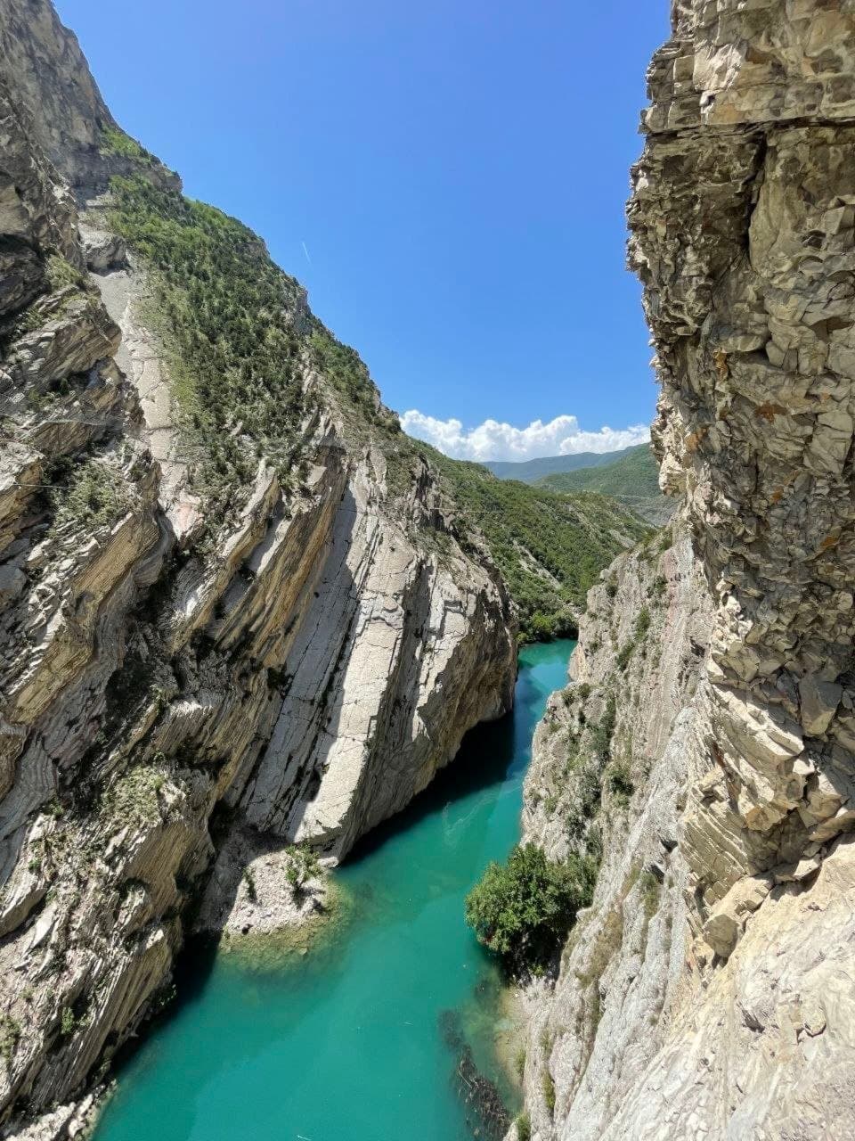 Сарыкум и Сулакский каньон: максимум впечатлений за один день