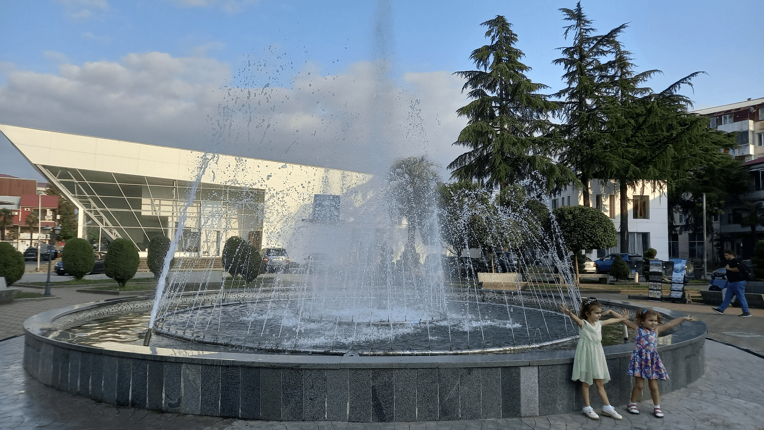 Кобулети - морской курорт Грузии - фото 8