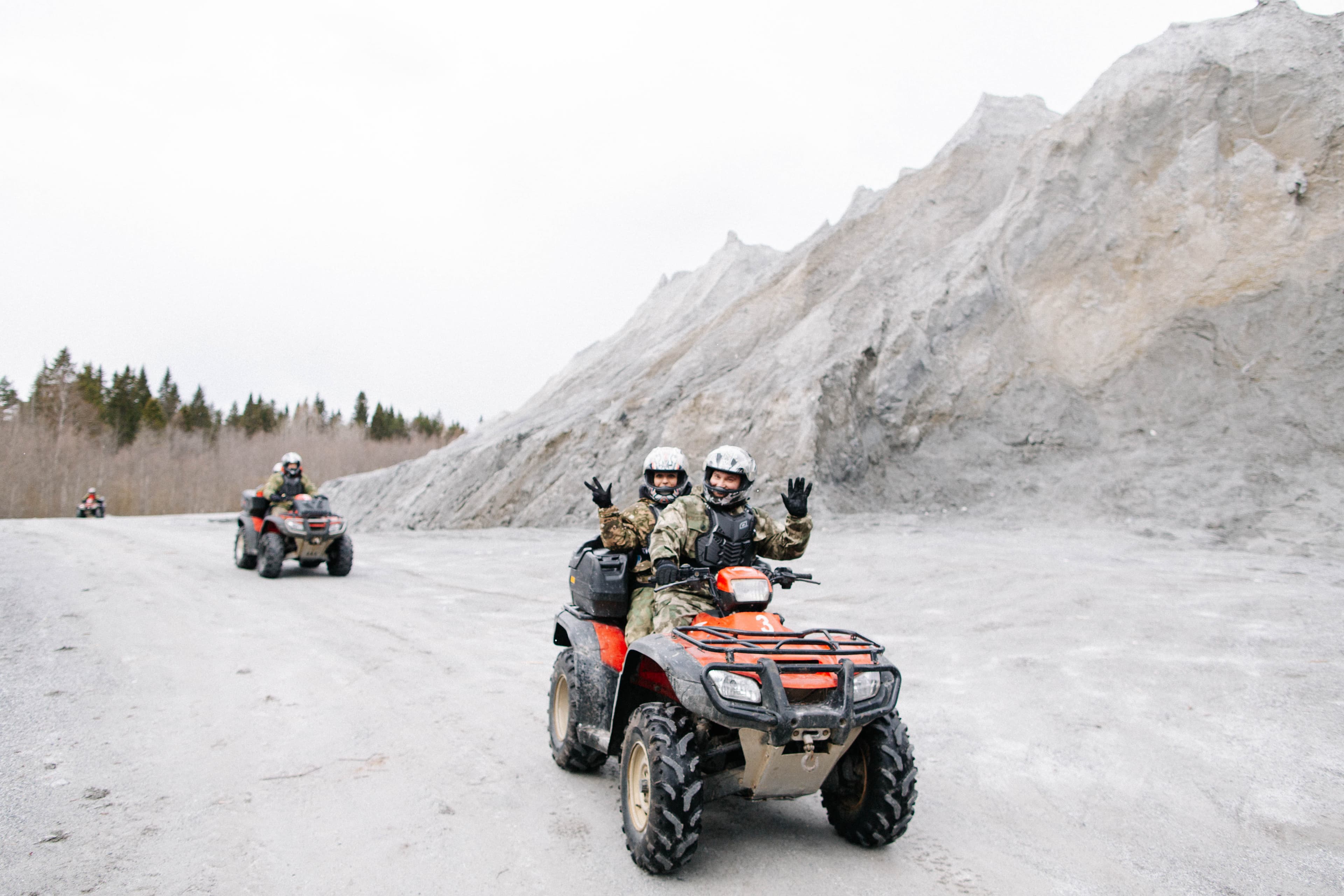 День 1. На квадроциклах по таежным лесам и мастер класс по настойкам