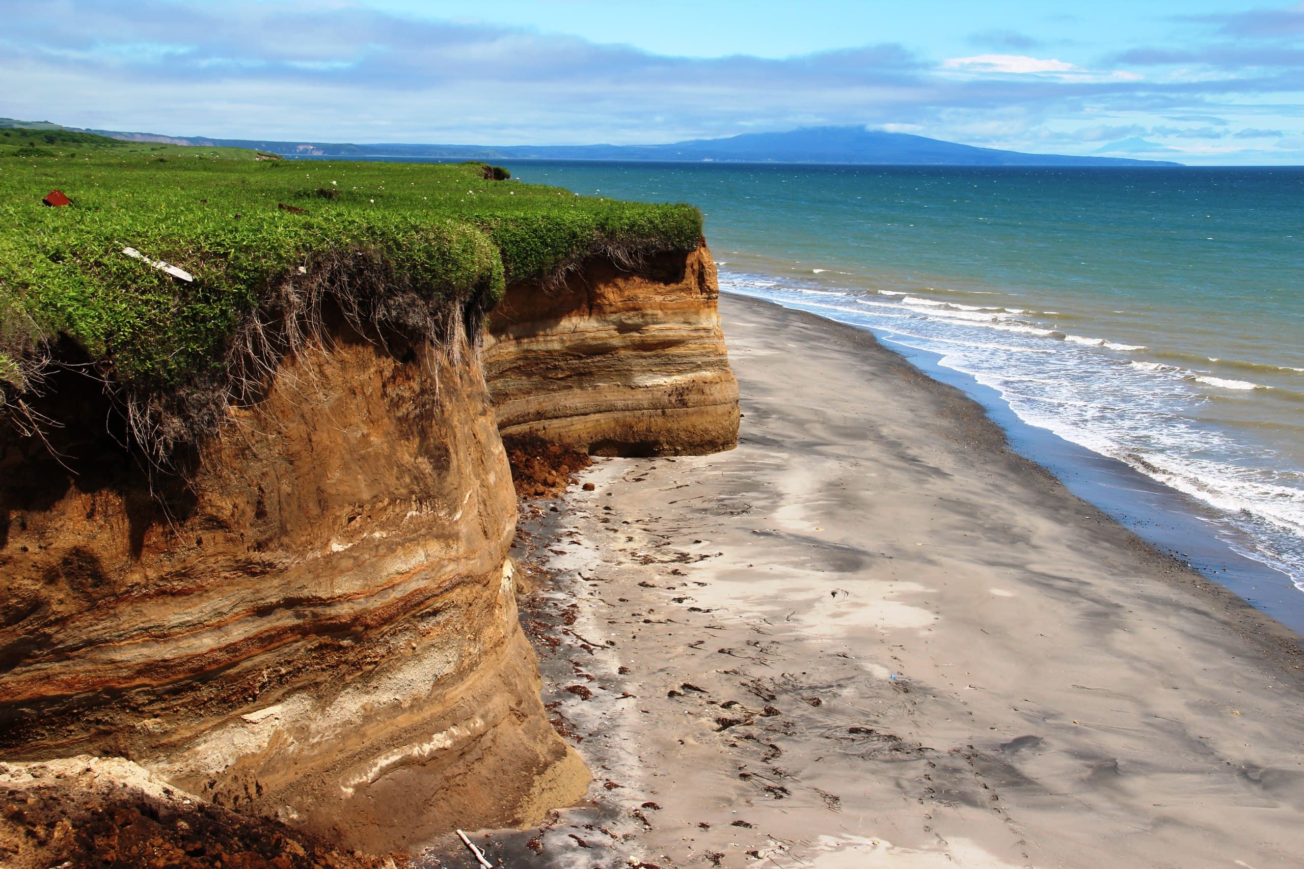 Головнинский клиф со смотровой мыса Пузанова - фото 6