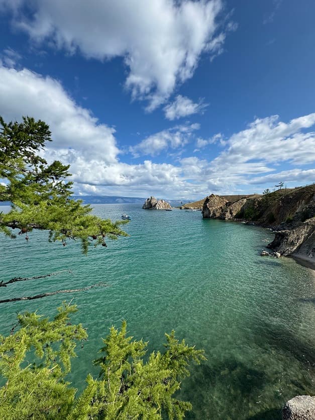 Два берега Байкала