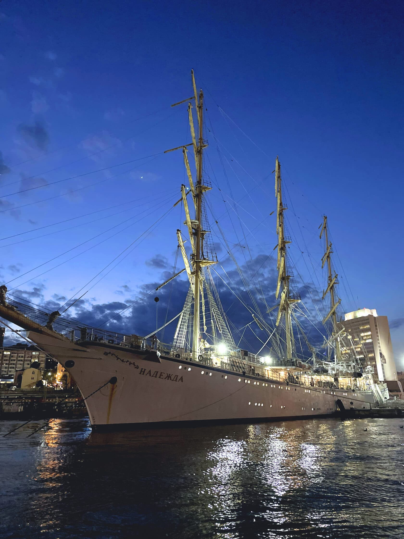 Морская вечерняя прогулка - фото 1