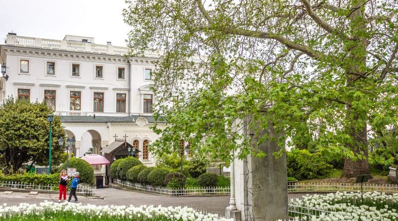 Органный зал в Ливадии + Солнечная тропа + Экскурсия по парку - фото 1