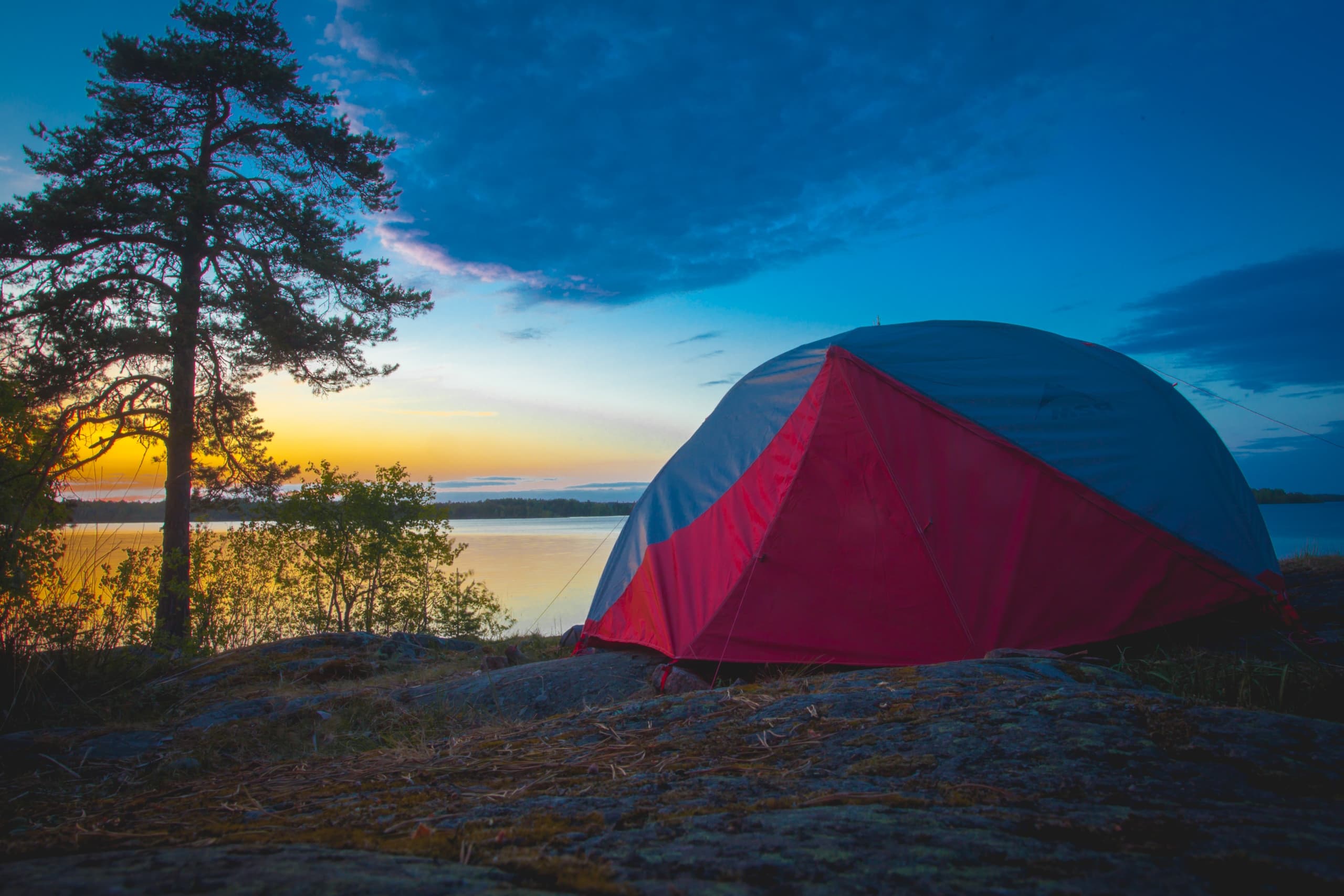 Электричка в Кузнечное и первая ночевка