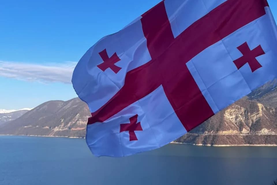 Едем в Тбилиси по пути останавливаемся на достопримечательностях Грузии