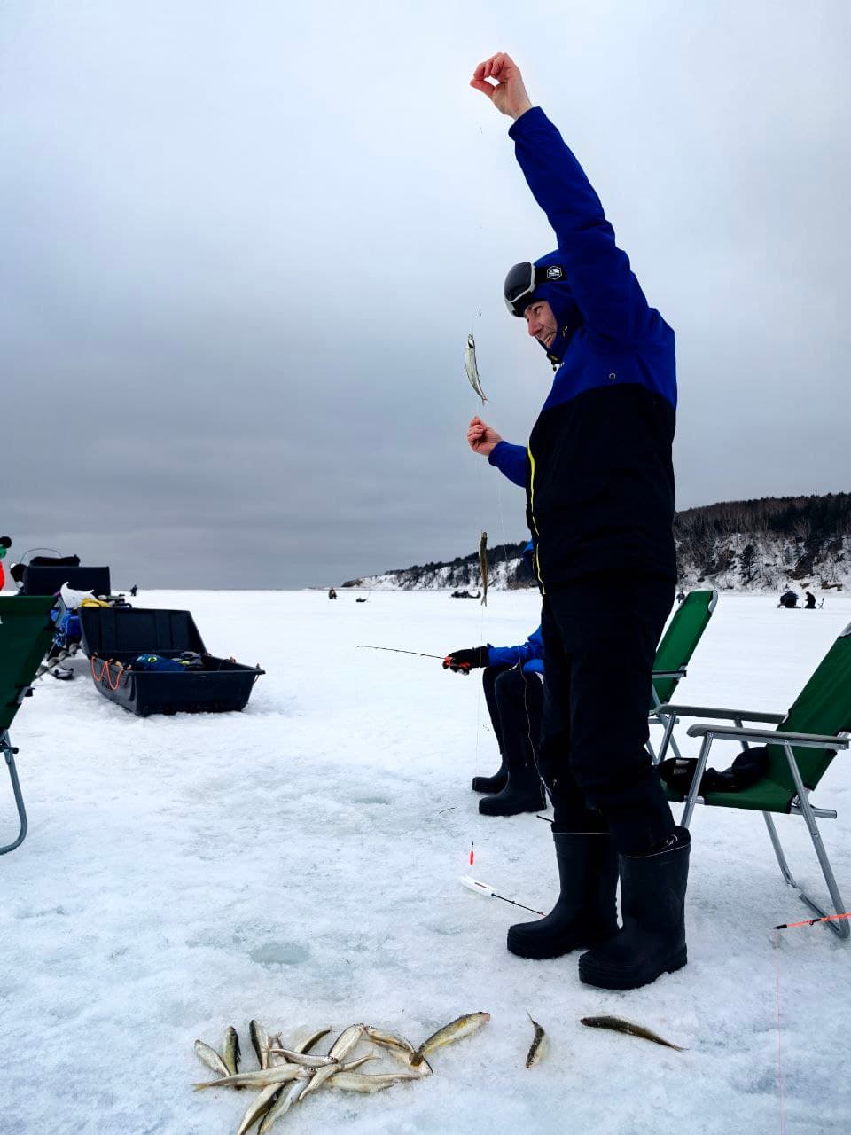 Зимняя Охота на Сахалинскую Корюшку - фото 2