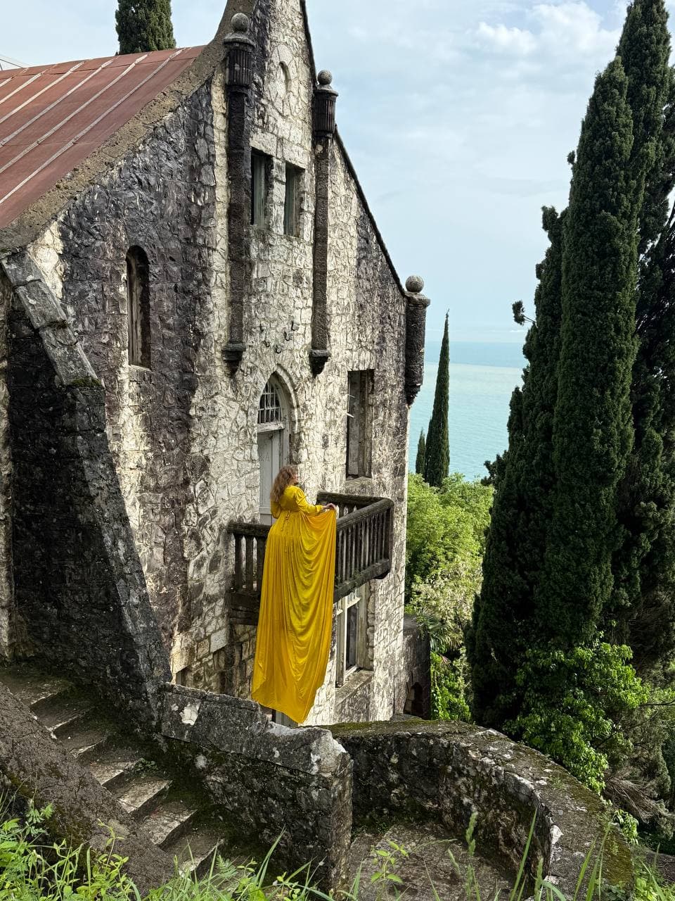 Гагра, дегустация, фото в платье