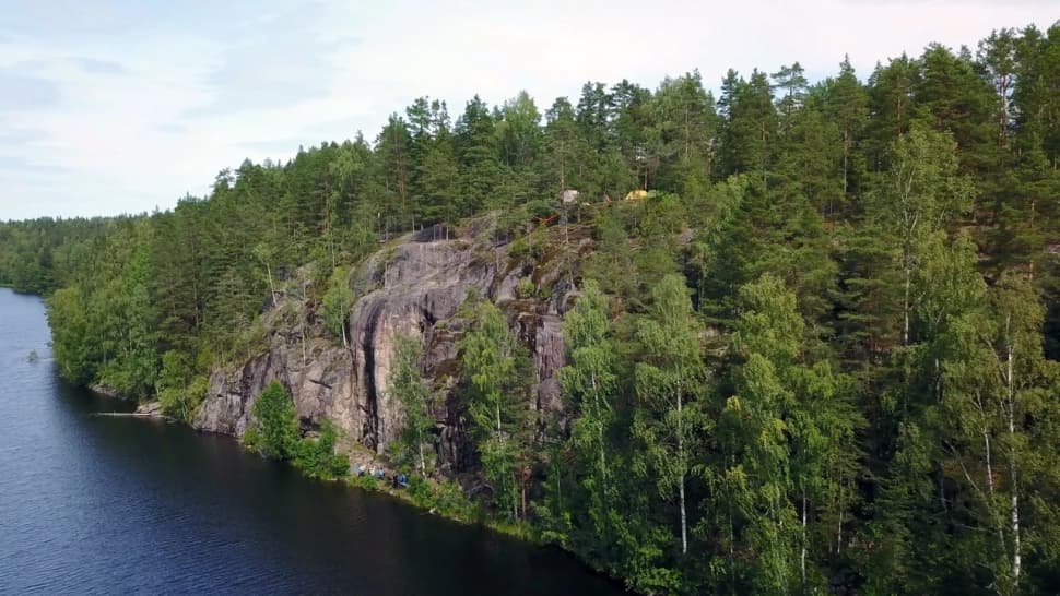 Ястребиное. Поход из Петербурга со скалолазанием и тарзанкой - фото 3