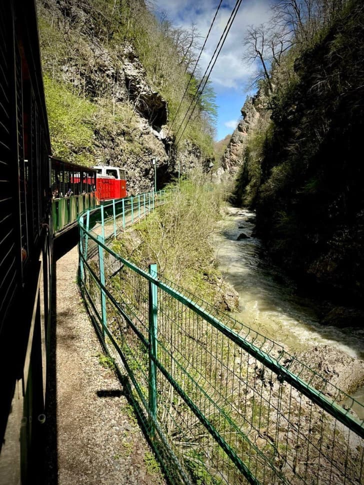 Гуамское ущелье: Погружение в природную сказку - фото 3