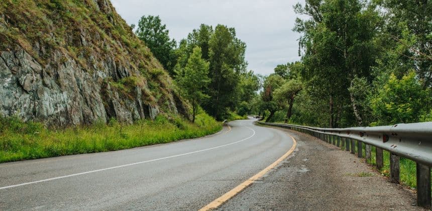 На Семинский перевал за энергией кедра и алтайскими сувенирами (экскурсия с с. Манжерок) - фото 3