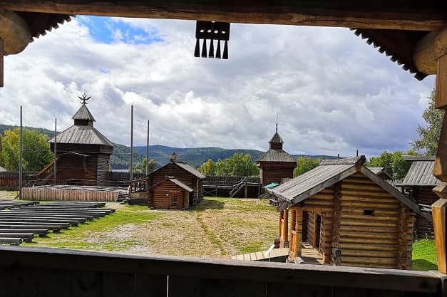 п. Листвянка