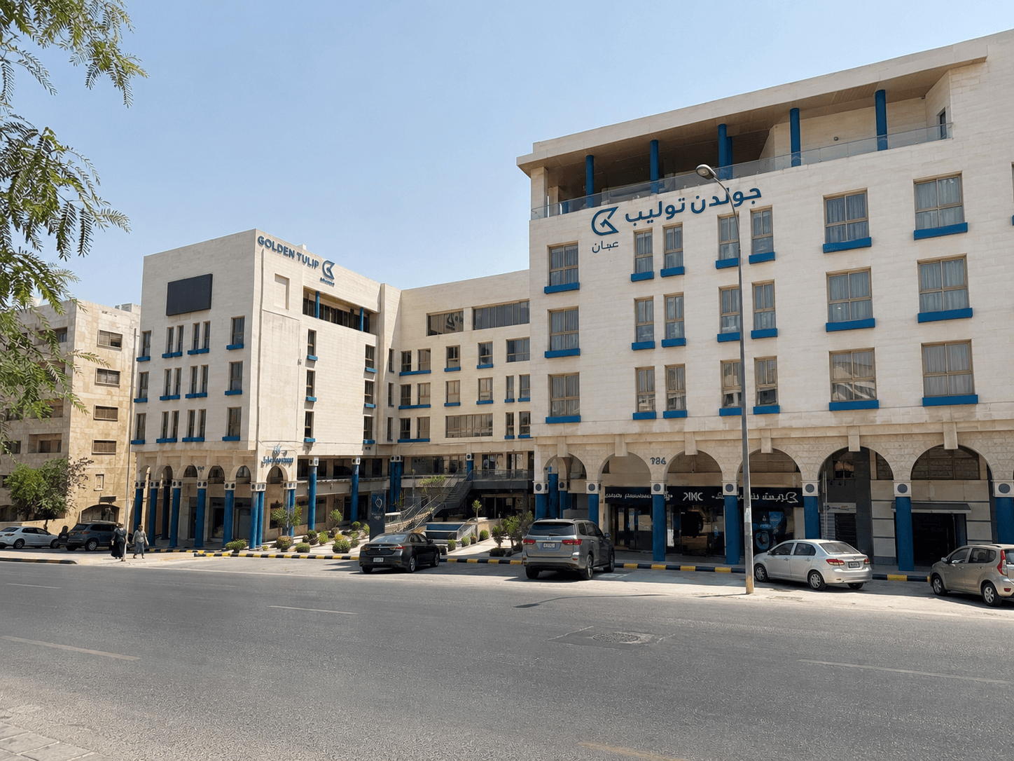 Отель GOLDEN TULIP