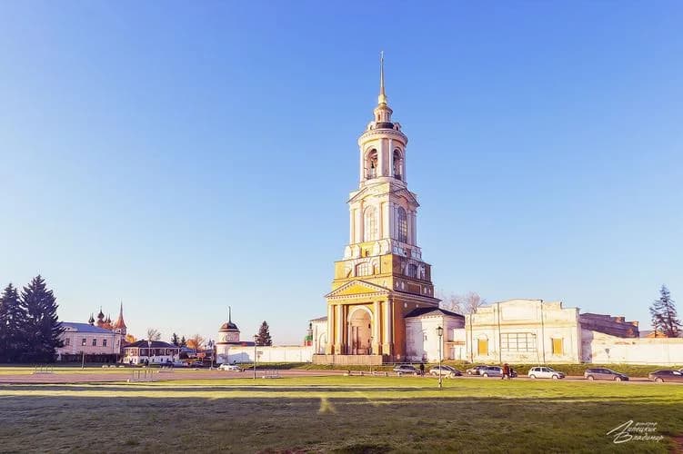 От белокаменных храмов и хрустальных гранях: тур с ретропоездом - фото 4
