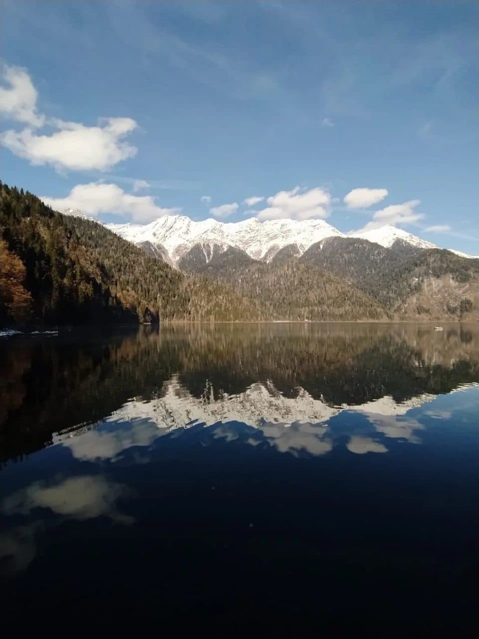 День 1. Гагра, Рица и Лыхны.