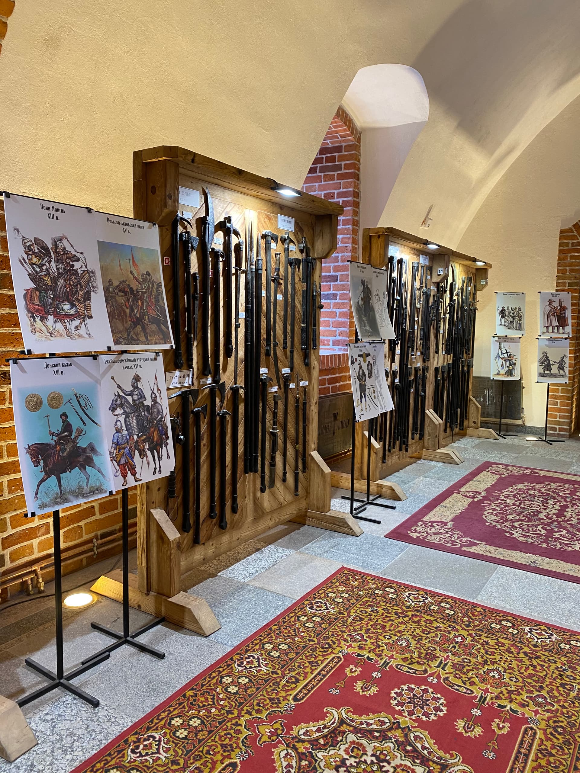 ЭКСКУРСИЯ «ПУТЬ В СРЕДНЕВЕКОВЬЕ» ТРИ ЗАМКА В ОДНОЙ ЭКСКУРСИИ - фото 6