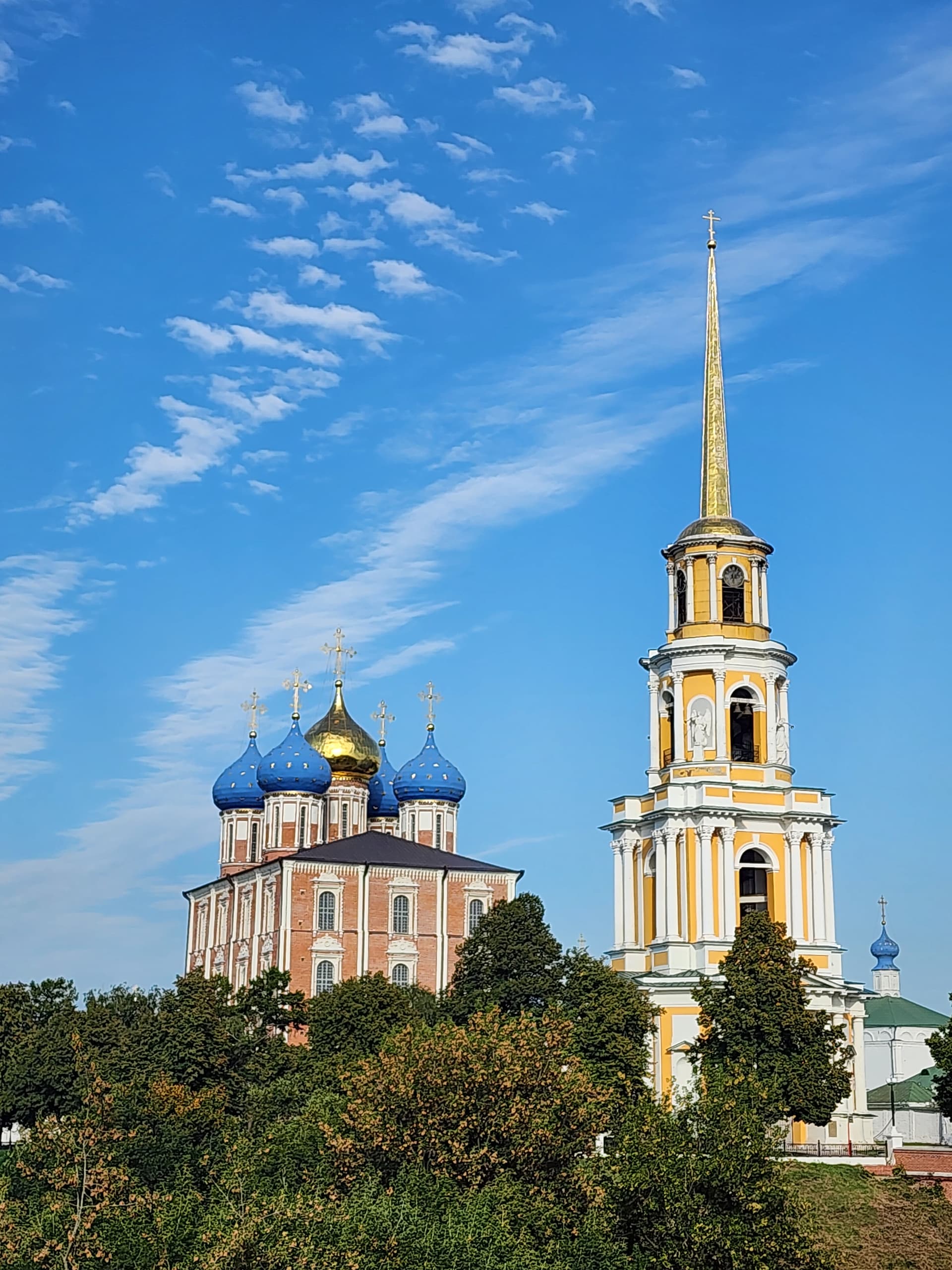 Кремль, музей шоколода, Рыбацкая деревня, «​В Некотором царстве». Экотермы