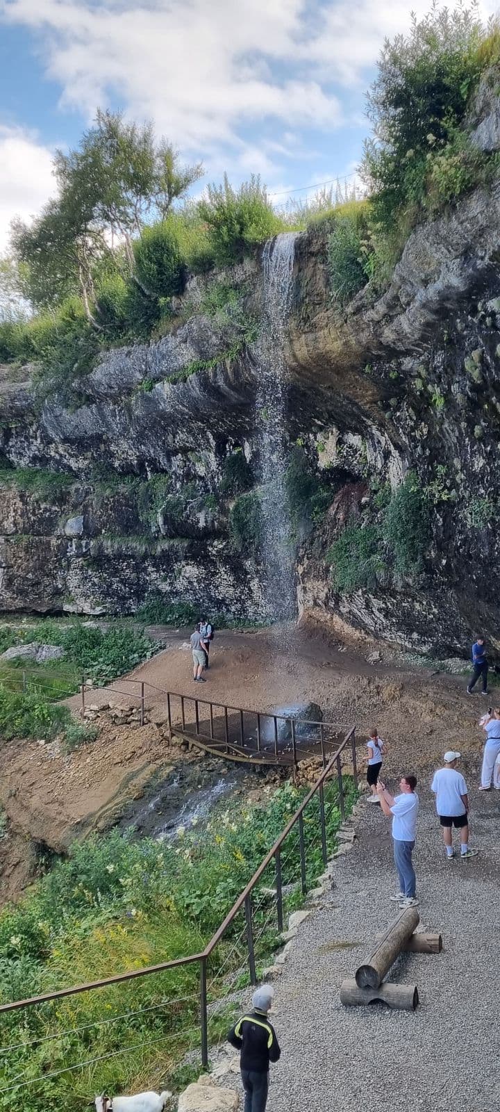 Экскурсия Плато Хунзах | Водопады Матлас | Ущелье "Каменная Чаша" - фото 8
