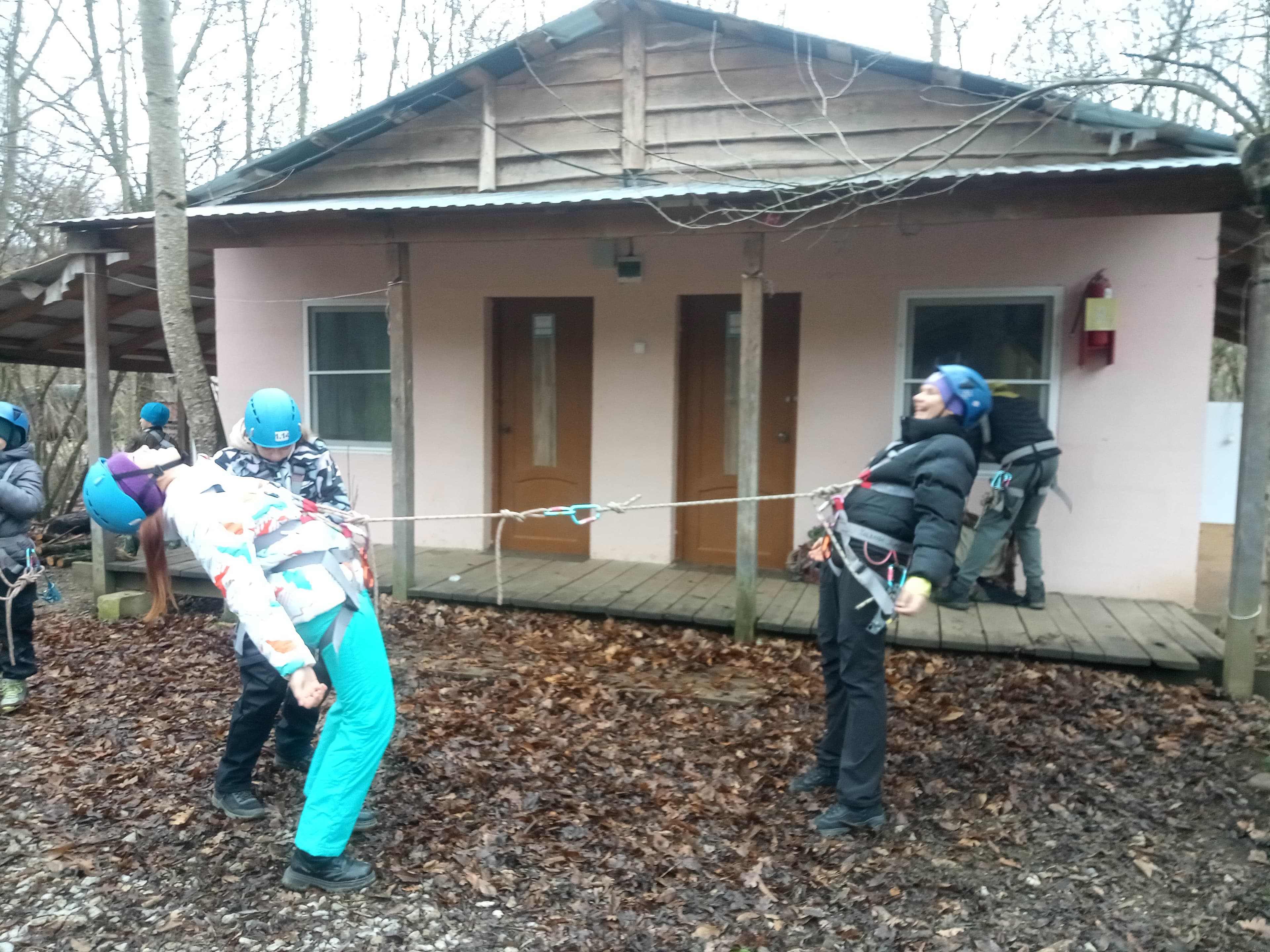 Детский туристический лагерь (весна / осень).