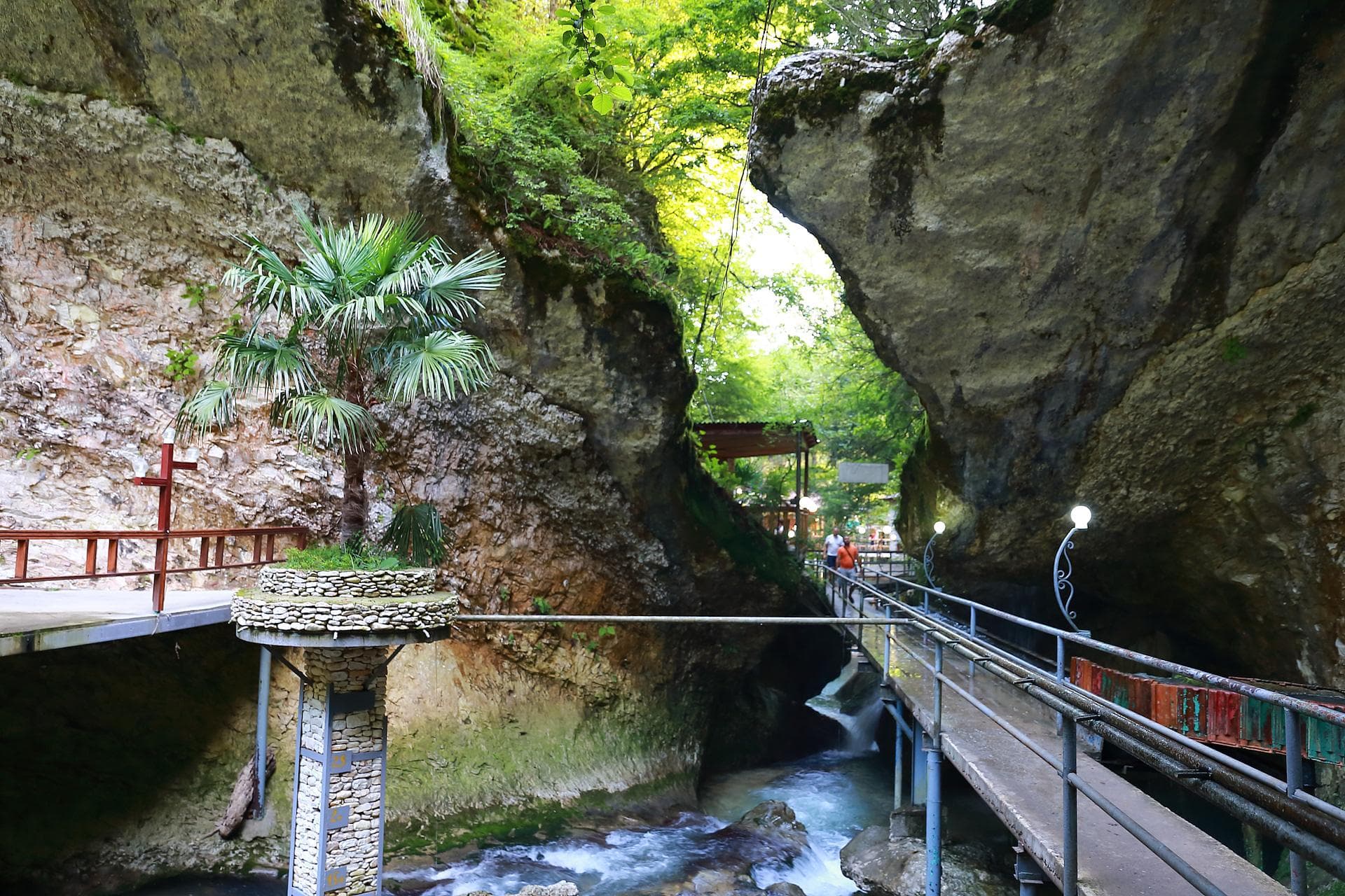 От востока до запада! Новое большое путешествие по Абхазии - фото 2