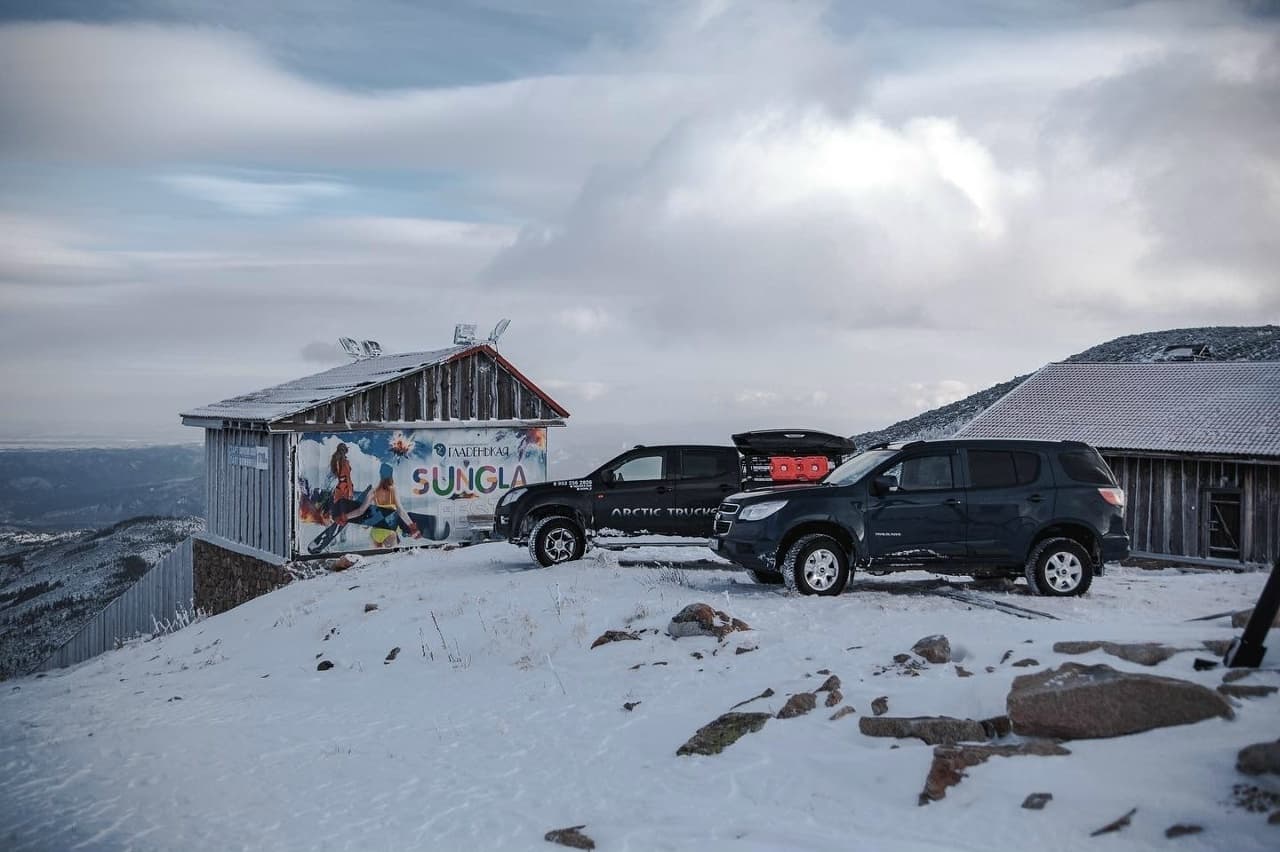 Джип-тур : "Шушенский бор" / Мраморный рудник "Доверия" / на Гладенькую / на СШГЭС - фото 1