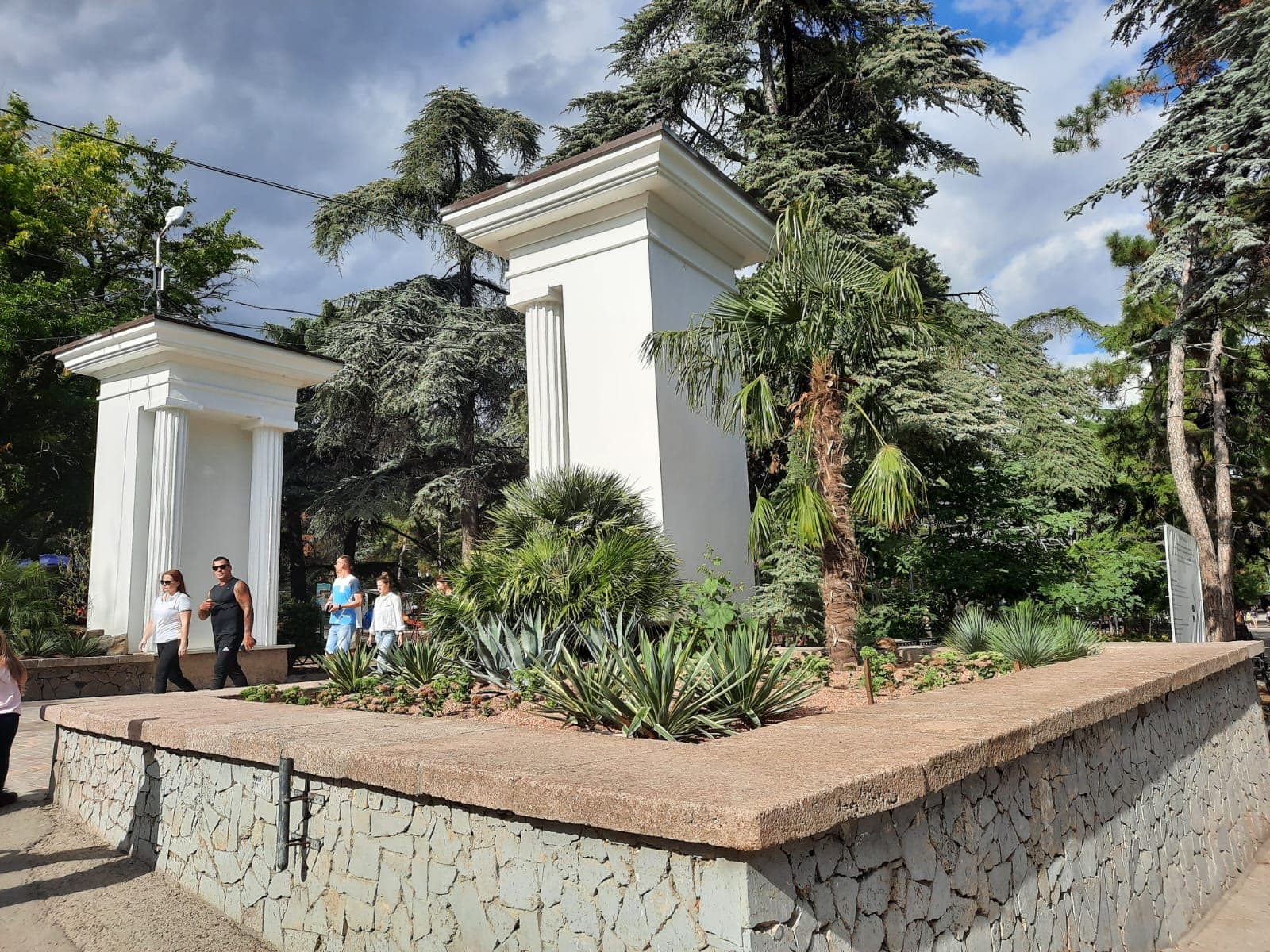 Пешеходная экскурсия по Алуште "Огни вечернего города" - фото 3