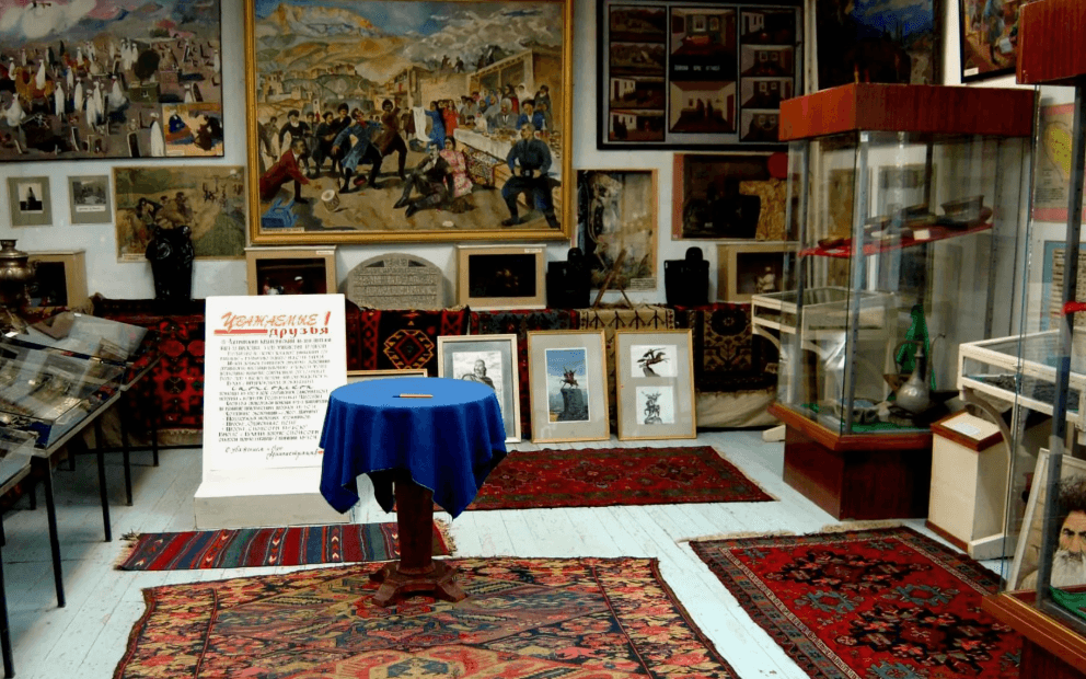 Экскурсия в Ахты: Заброшенный аул и термальные источники, ежедневно - фото 1