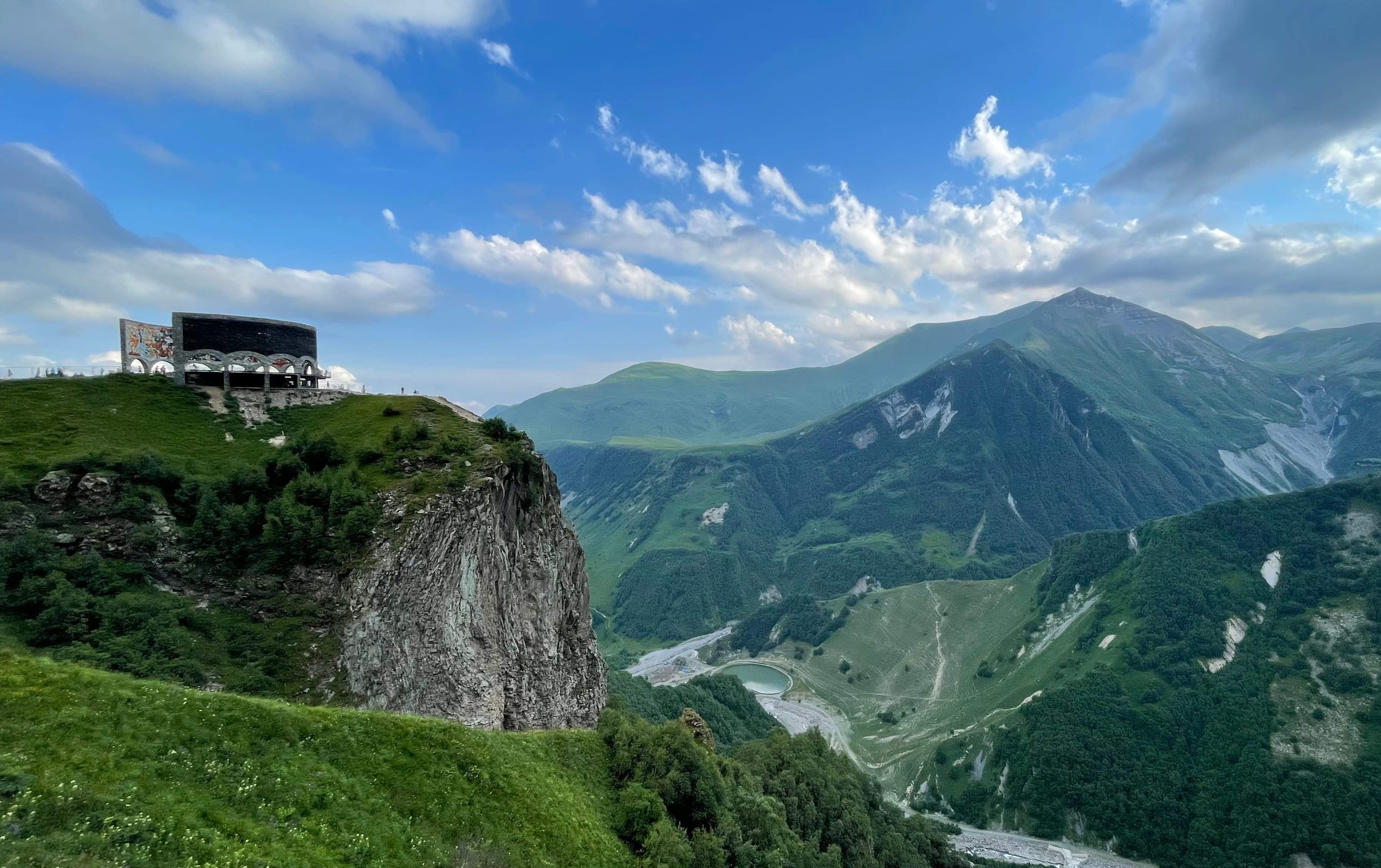 Через всю Грузию с комфортом: Тбилиси, Батуми и Кахетия - фото 2