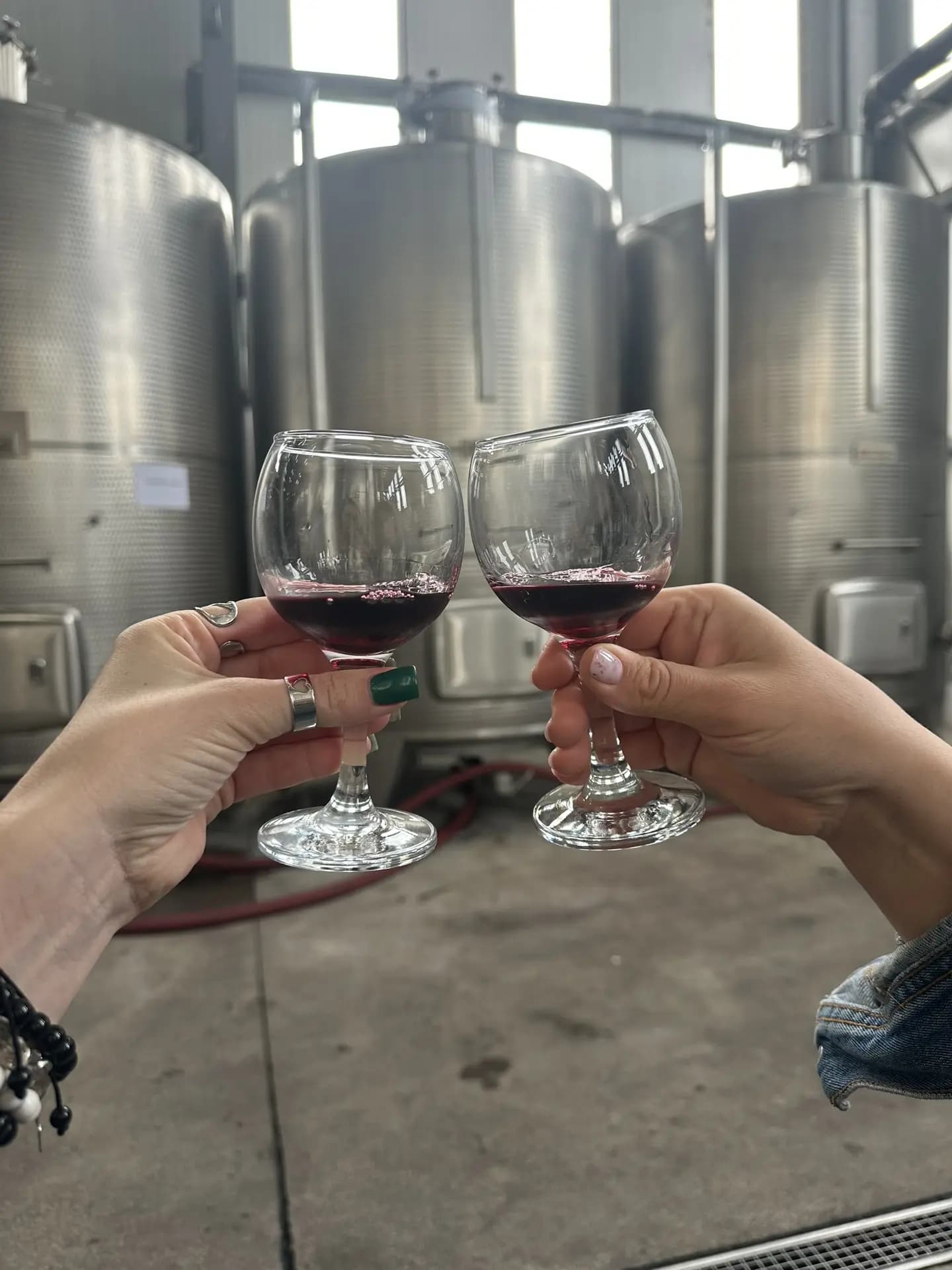 РТВЕЛИ: Попробуй Грузию на вкус! Главный праздник урожая. Сбор винограда. Грузинское застолье. - фото 1