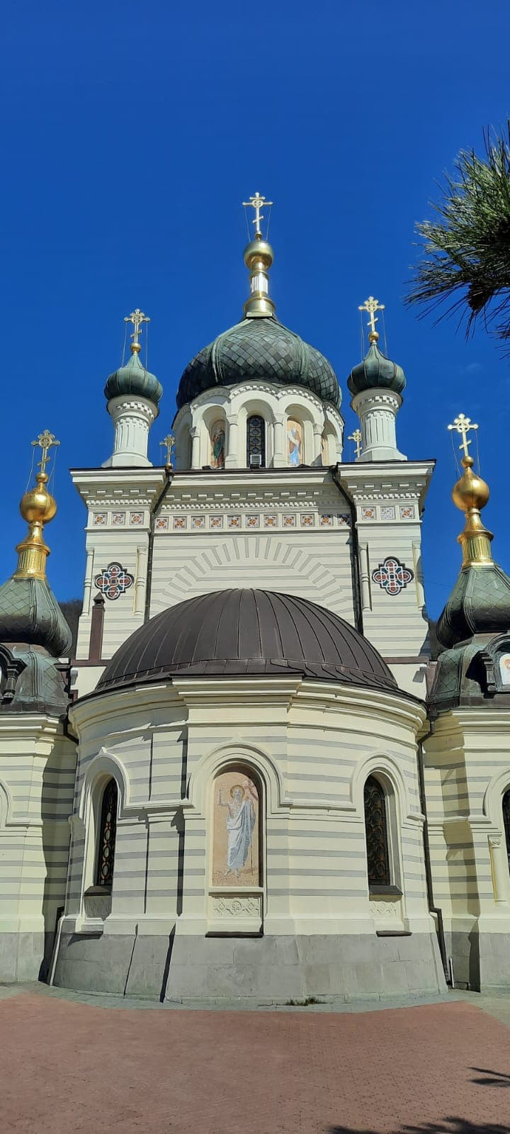 Жемчужины Ялты - фото 1