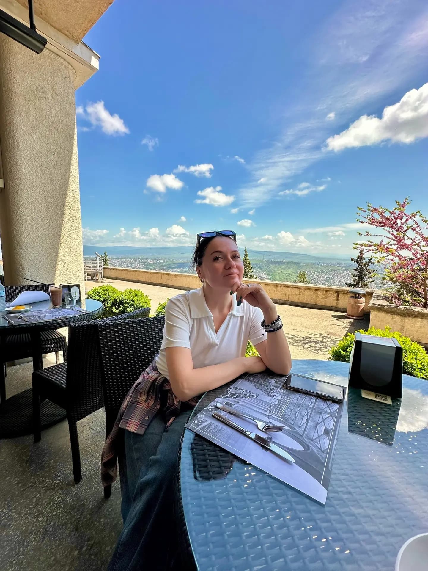 РТВЕЛИ: Попробуй Грузию на вкус! Главный праздник урожая. Сбор винограда. Грузинское застолье. - фото 4