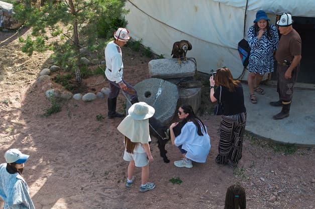 Кыргызстан и Казахстан: горы, озера и источники - фото 6