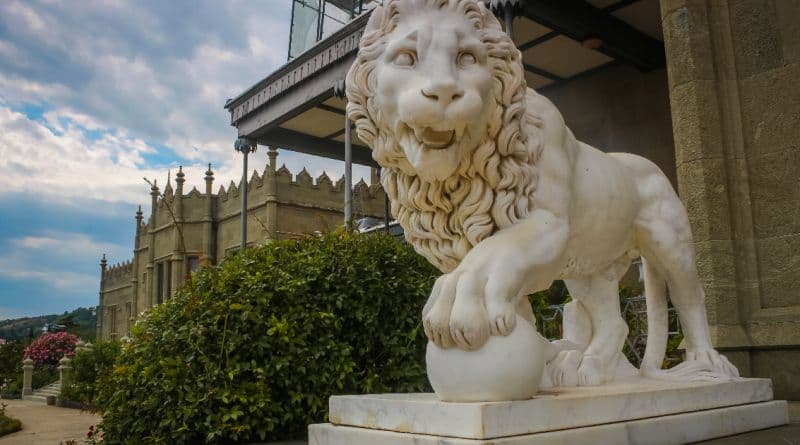 Индивидуальная экскурсия в Алупку - фото 4