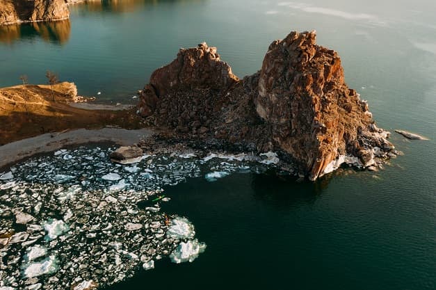 За уходящим льдом Байкала - фото 8