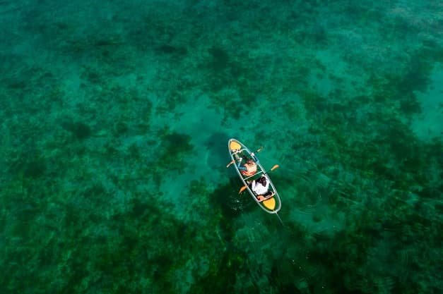 За уходящим льдом Байкала - фото 4