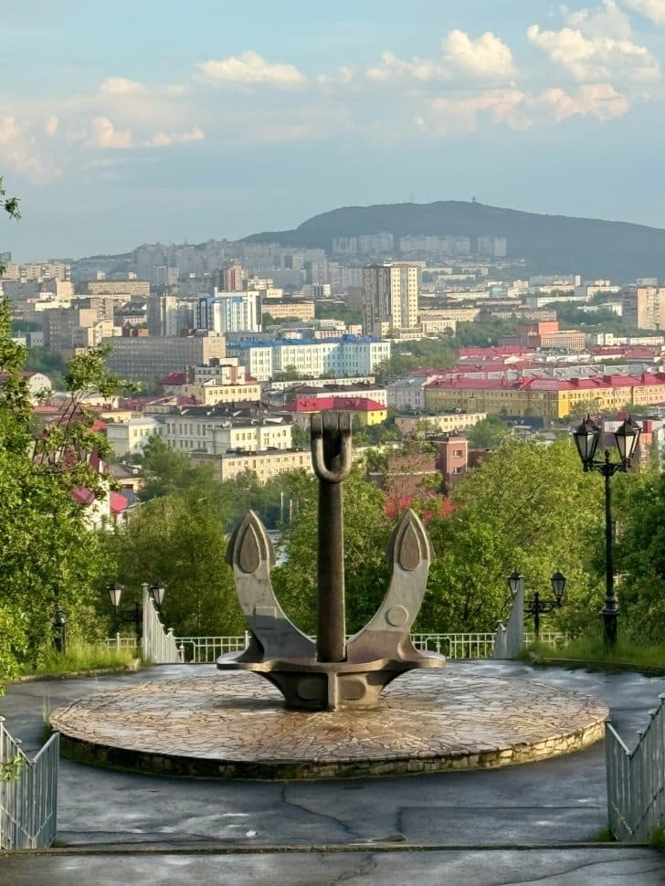 Край Земли: столица Заполярья, горы, океан, киты - фото 5