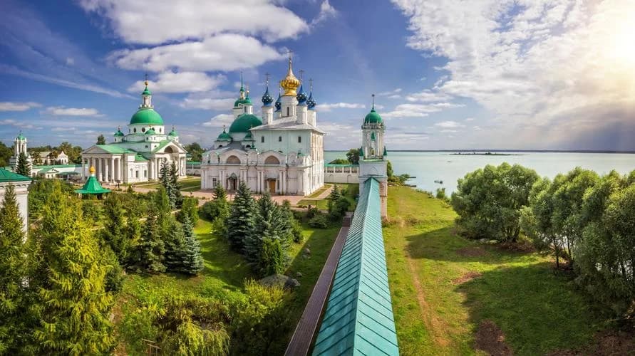 Провинциальное очарование: вдоль Волги и Мсты к Ростовскому кремлю из Санкт-Петербурга - фото 6