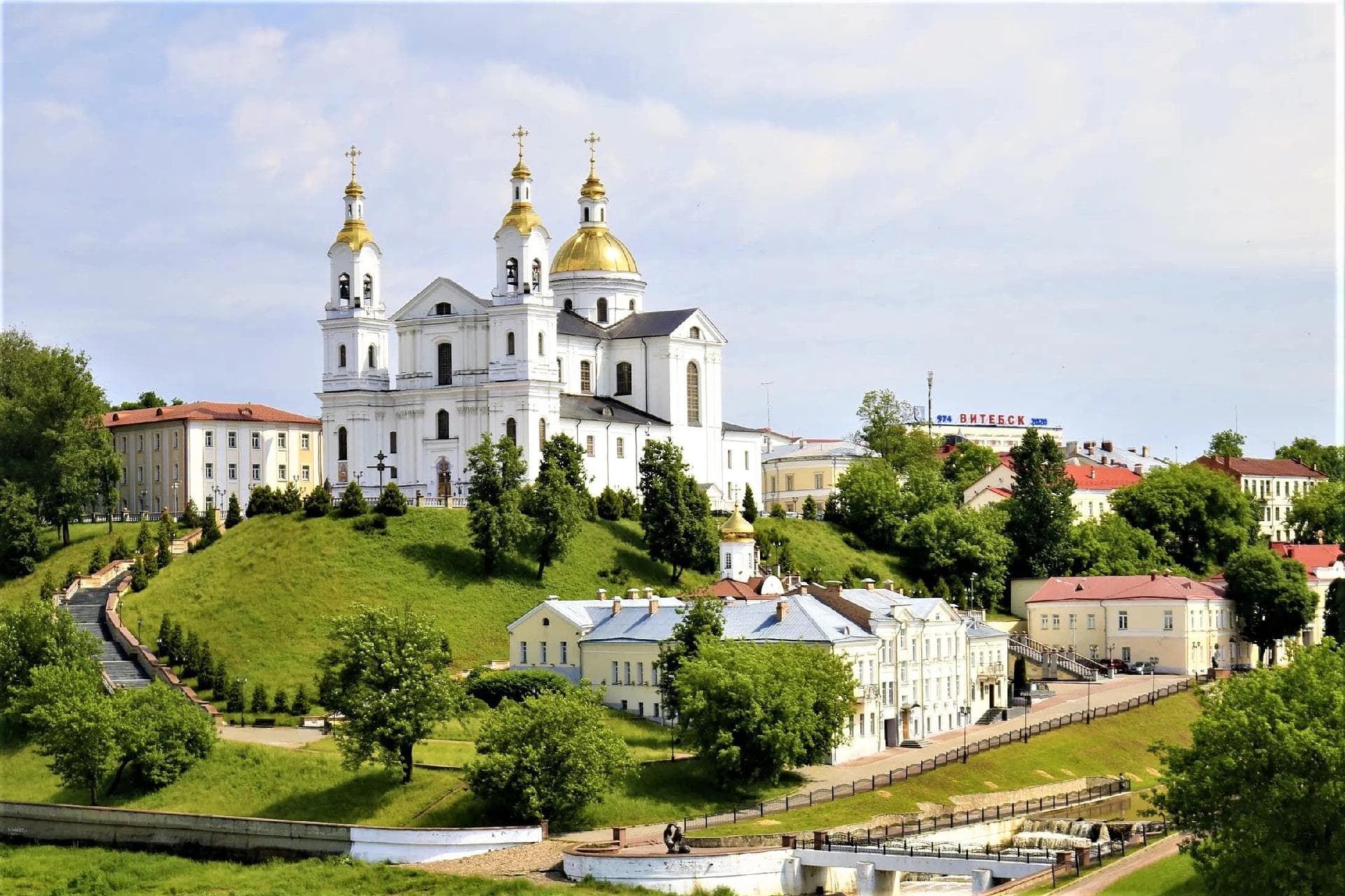 Города, дворцы и усадьбы Беларуси