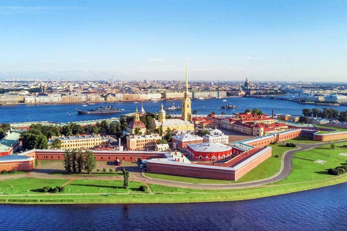 Экскурсия в Петропавловскую крепость и обзорная по городу - фото 2