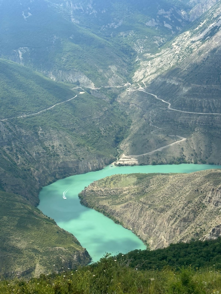 Село-призрак Гамсутль и Салтинский водопад (ОДНОДНЕВНЫЙ ТУР)